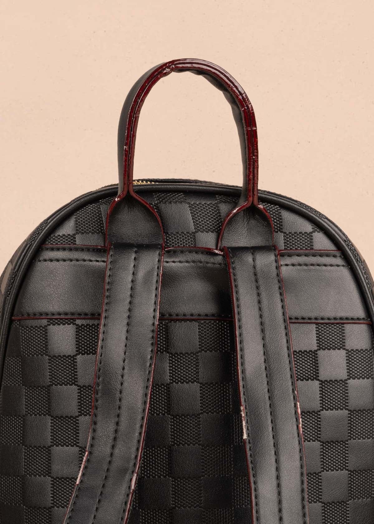 Morral color negro con cuadros 105365
