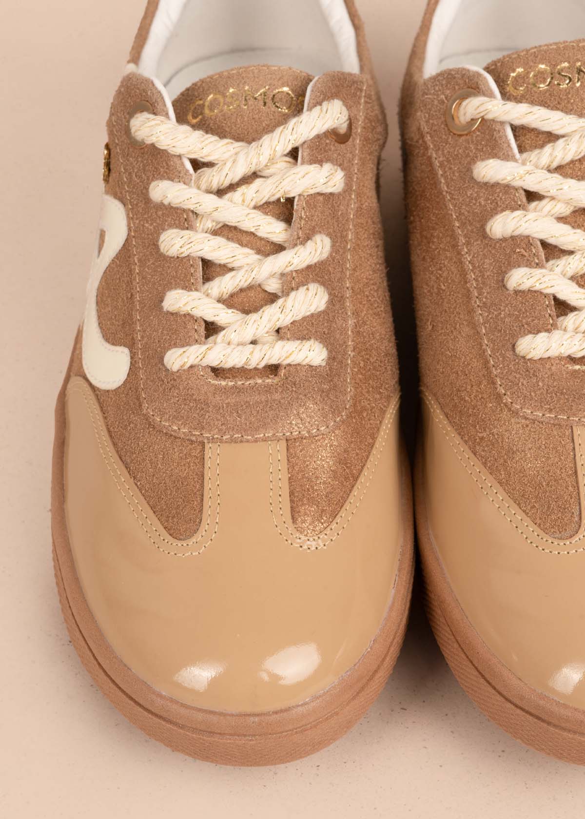 Tenis casuales en cuero color miel 105490