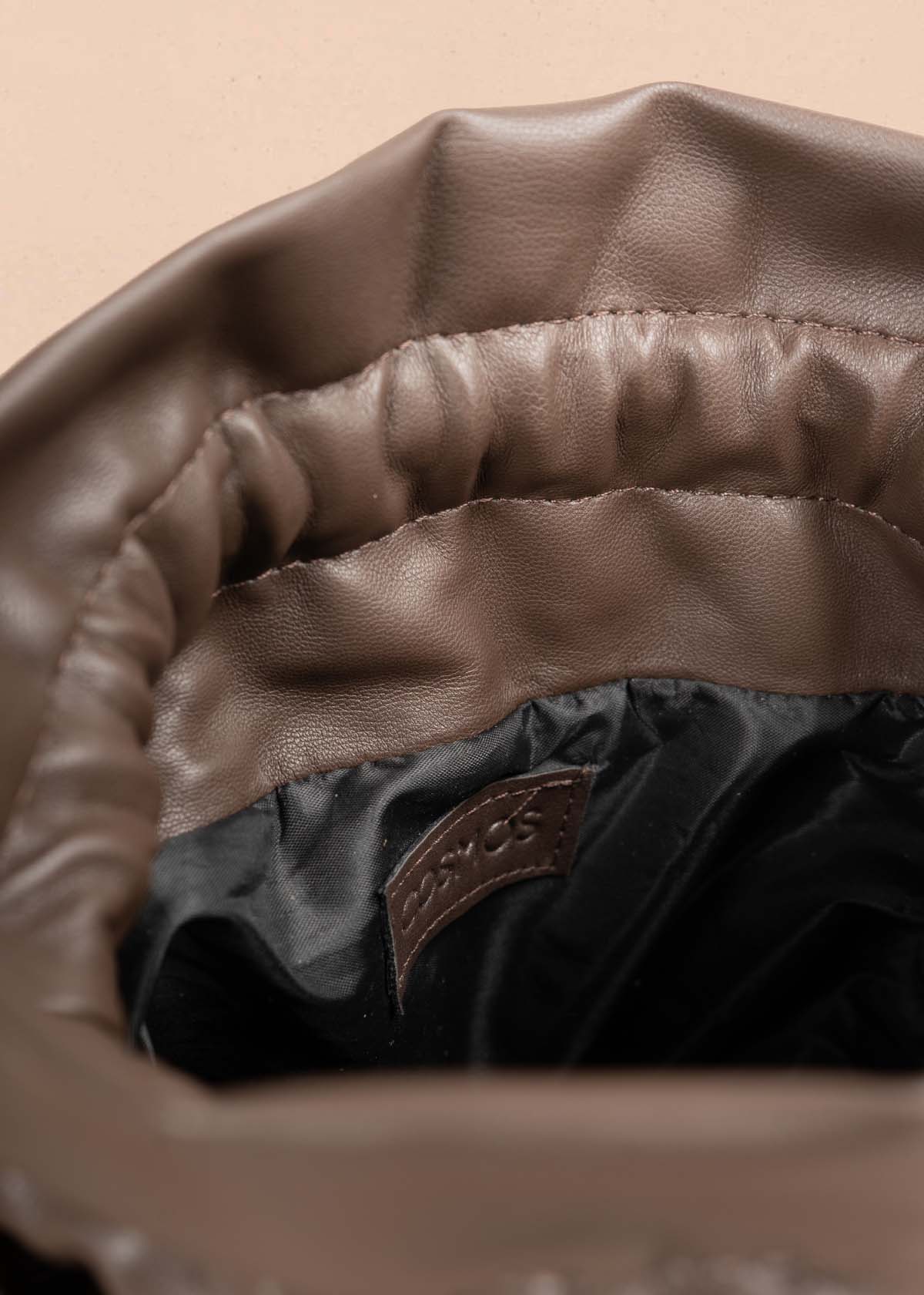 Bolso manos libres color chocolate 105569