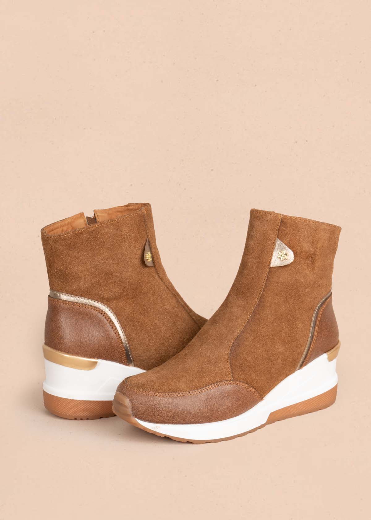 Botines en cuero color miel con cierre lateral 105597