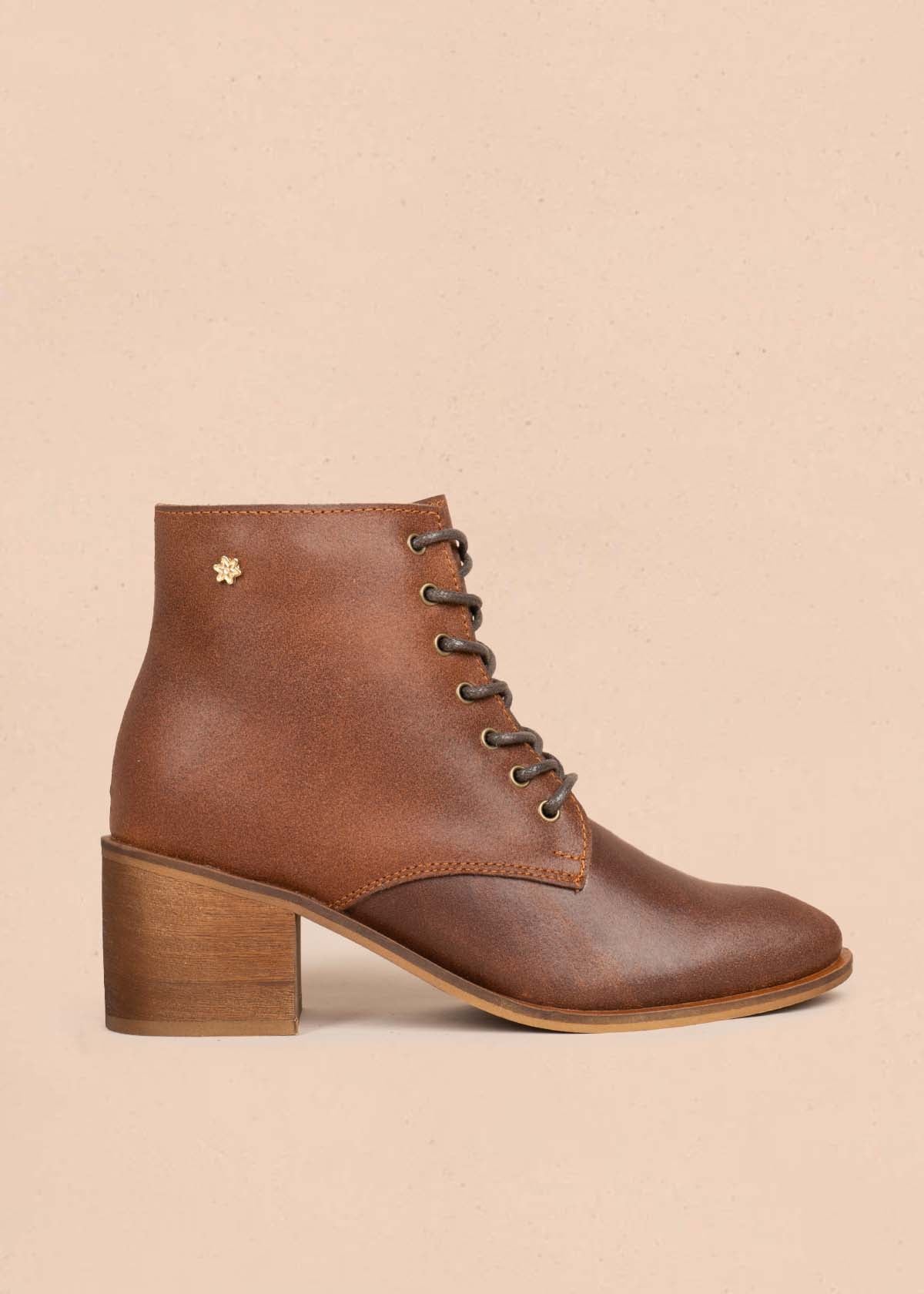 Botines en cuero color miel 105719