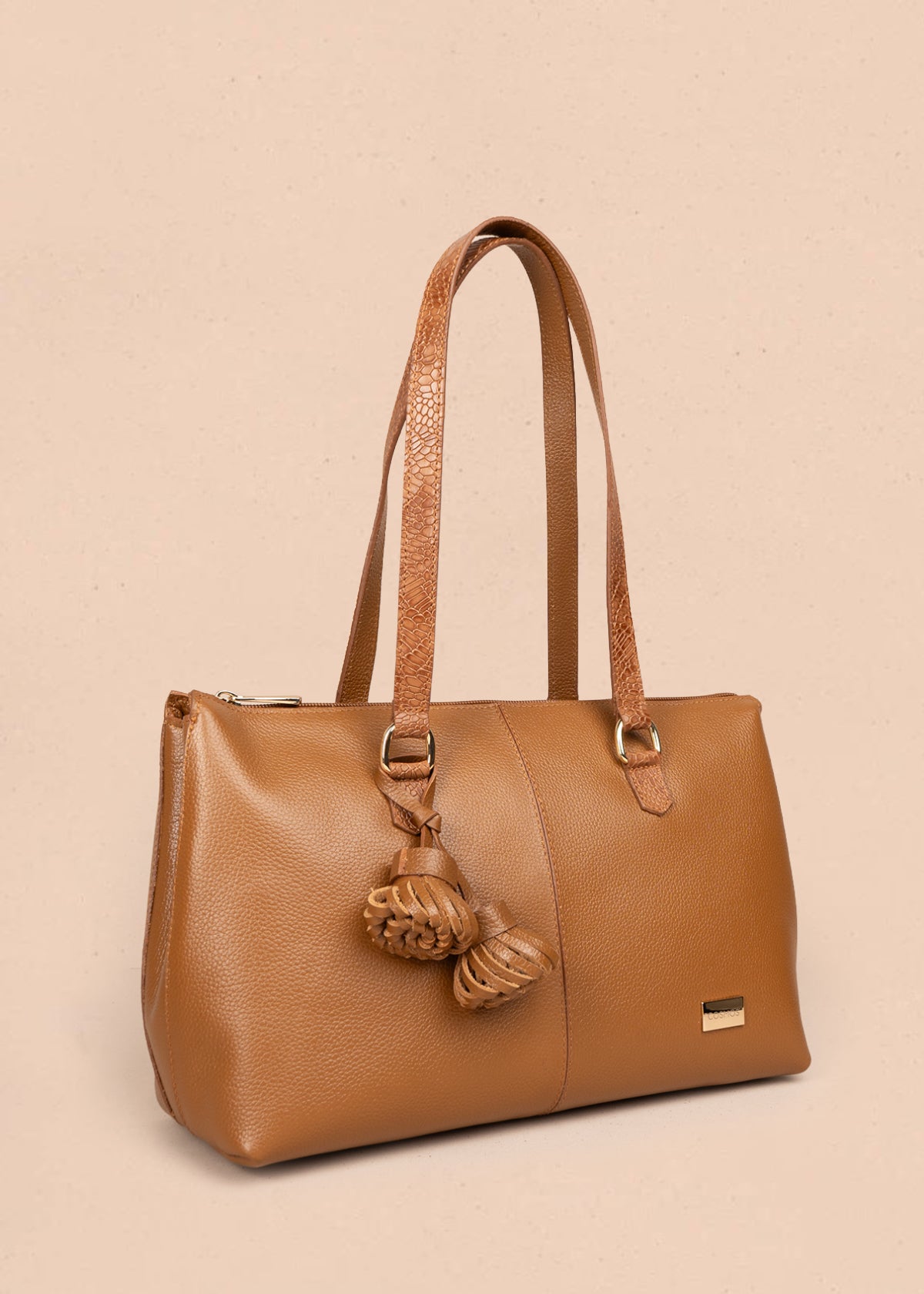 Bolso tipo shopping en cuero color miel con asas textura croco 105785