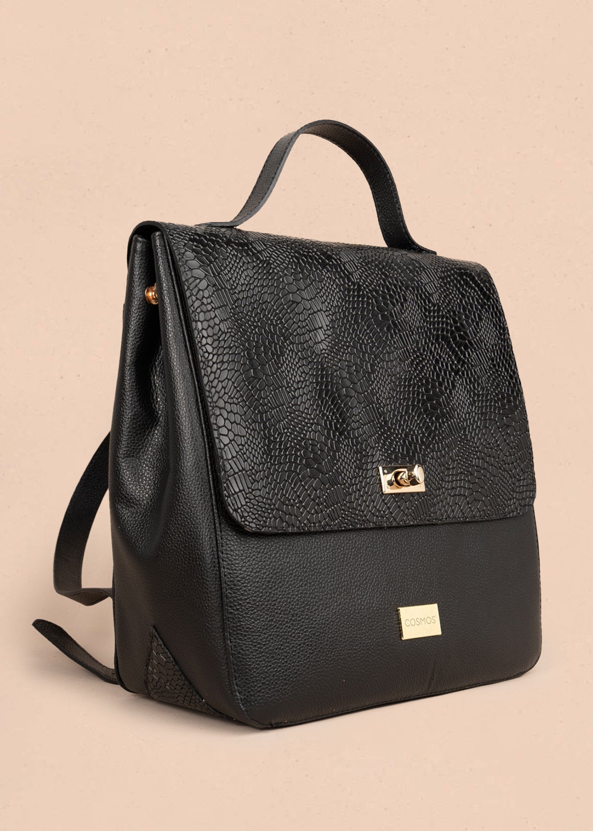 Morral en cuero color negro con textura 105791