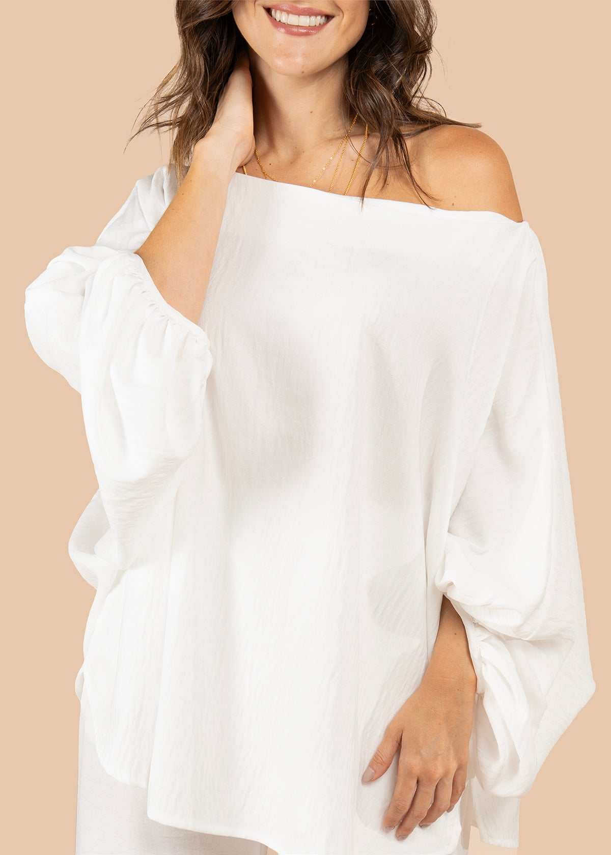 Blusa color blanco cuello bandeja 105793
