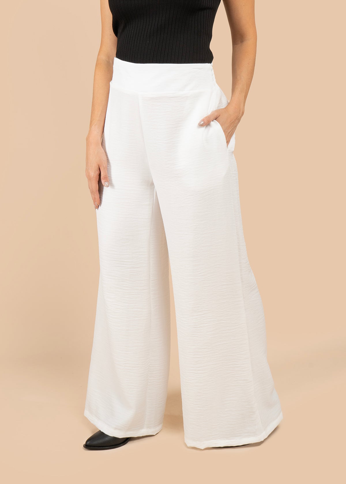 Pantalón bota ancha color blanco 105794