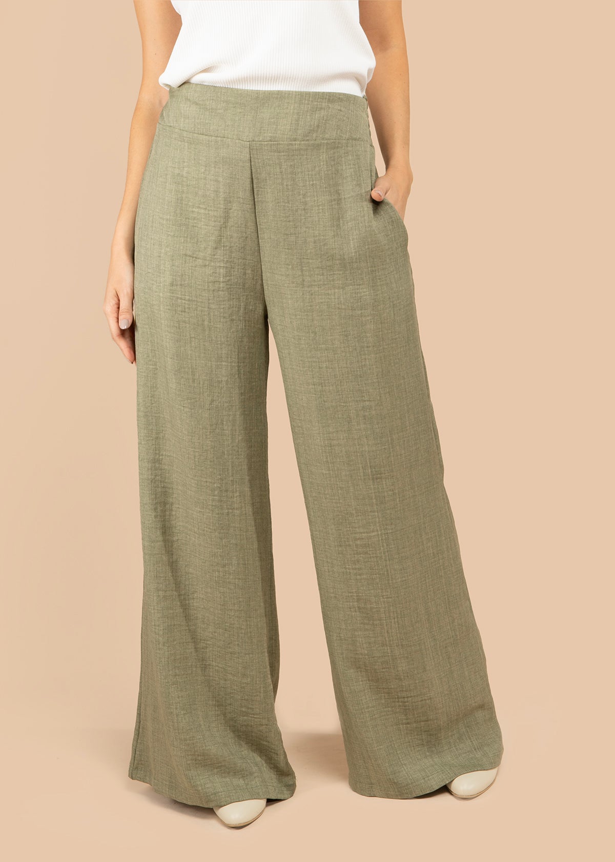 Pantalón bota ancha color verde 105794
