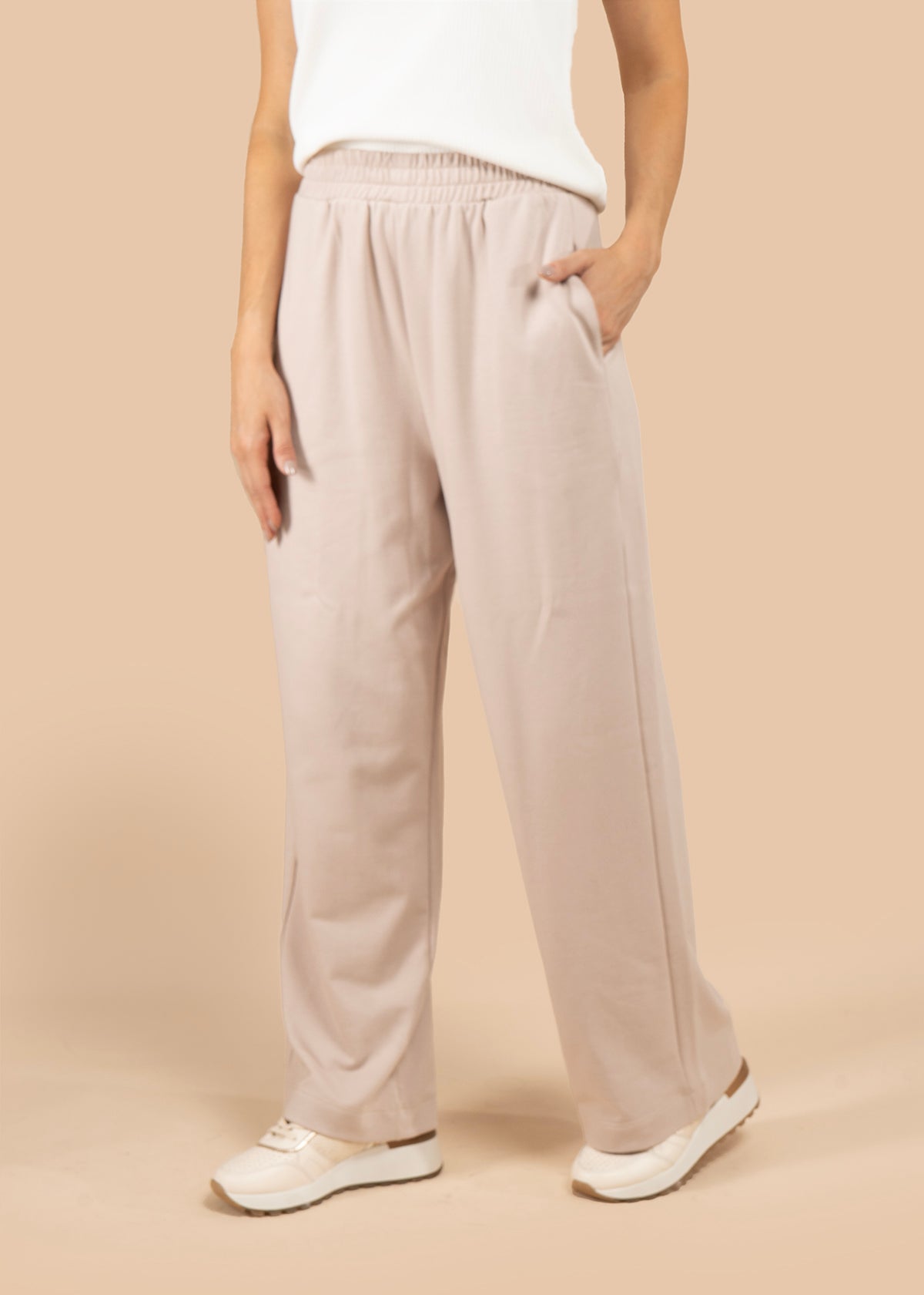 Pantalón color camel con pretina elástica 105849
