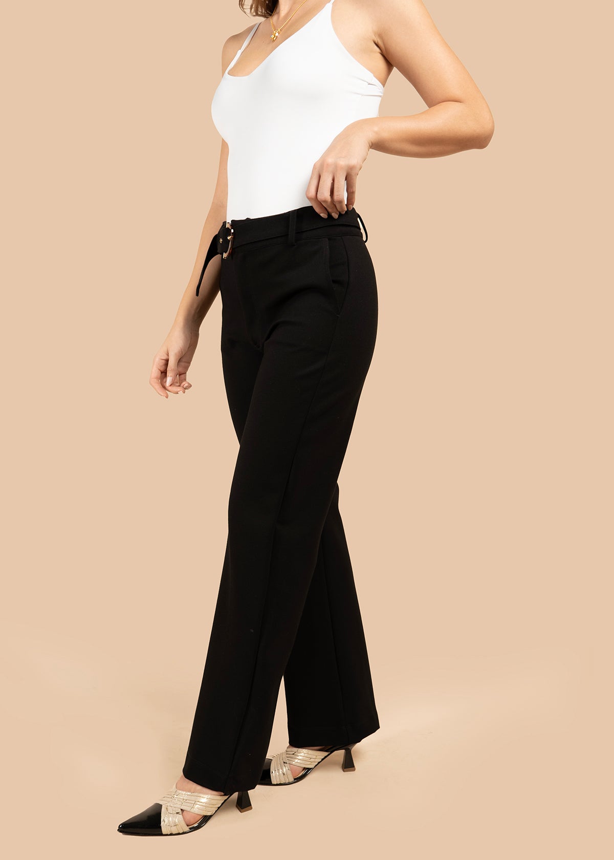 Pantalón color negro 105857