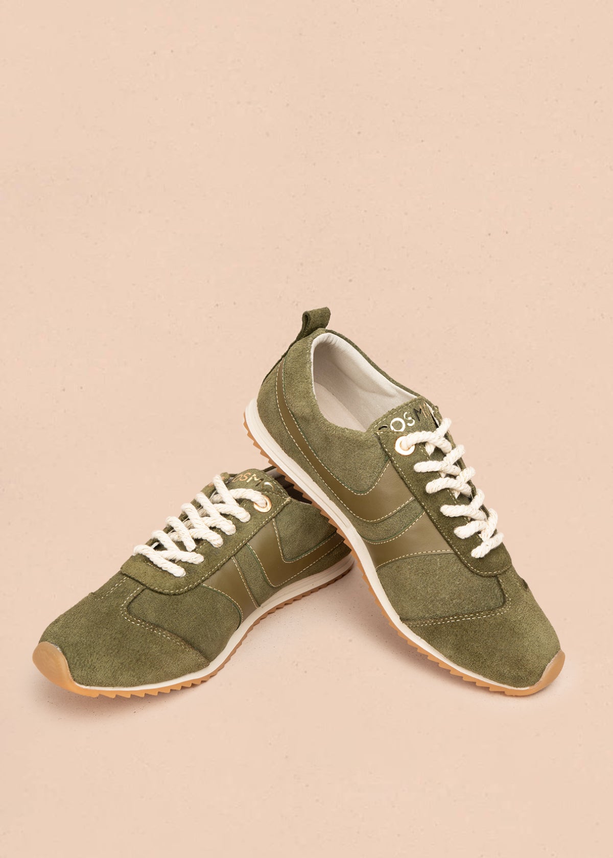 Deportivo en cuero color verde con franjas y gamuza 106029