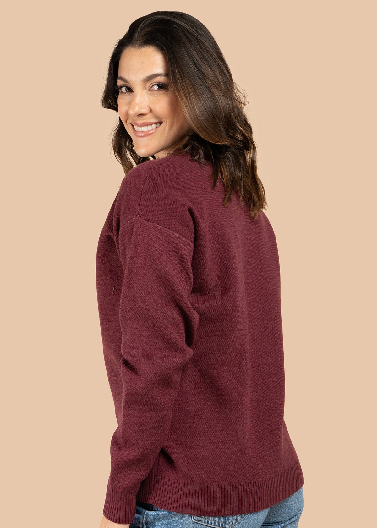 Buzo color uva con estampado de oso 106065