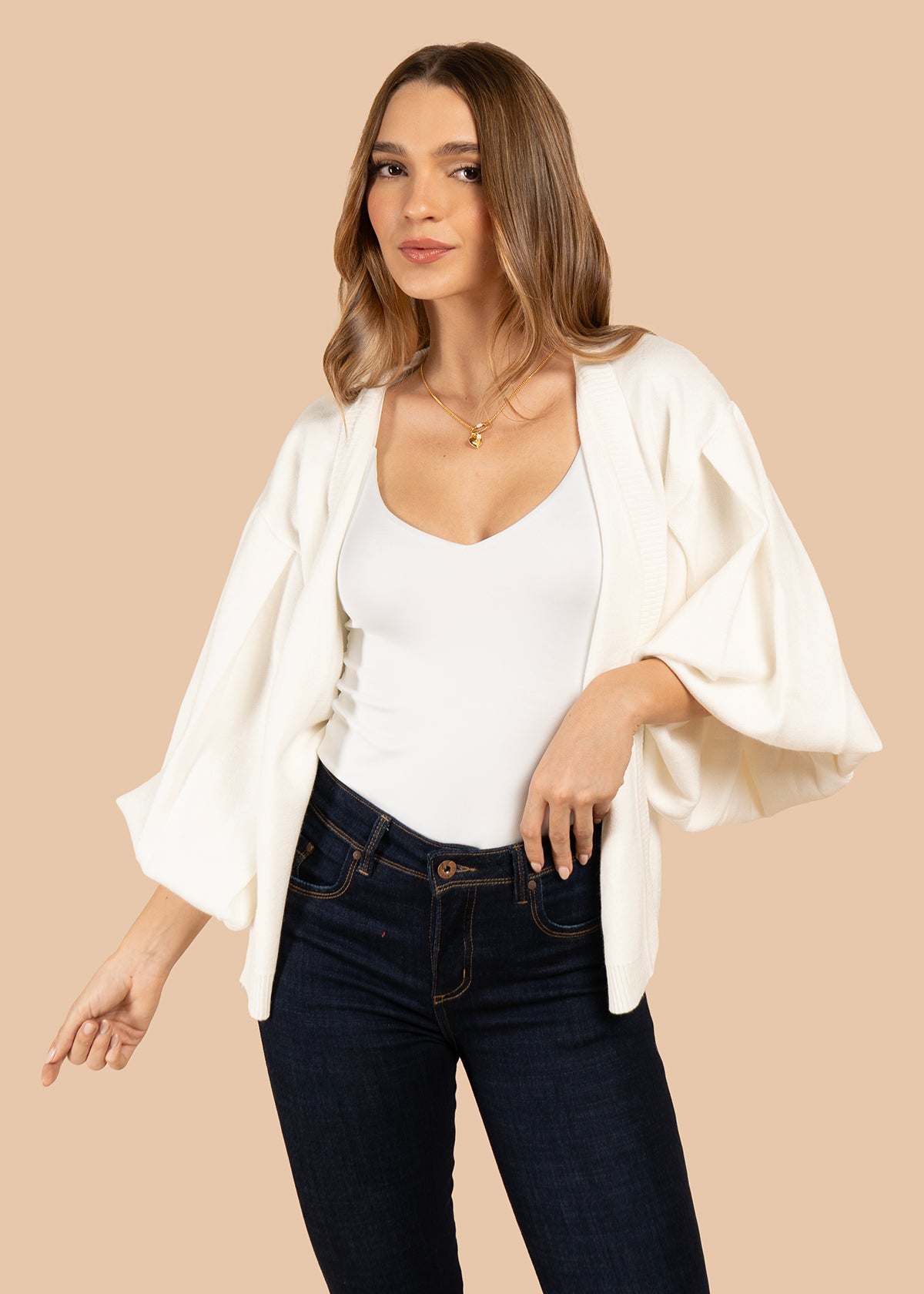 Saco color blanco con mangas globo 106066