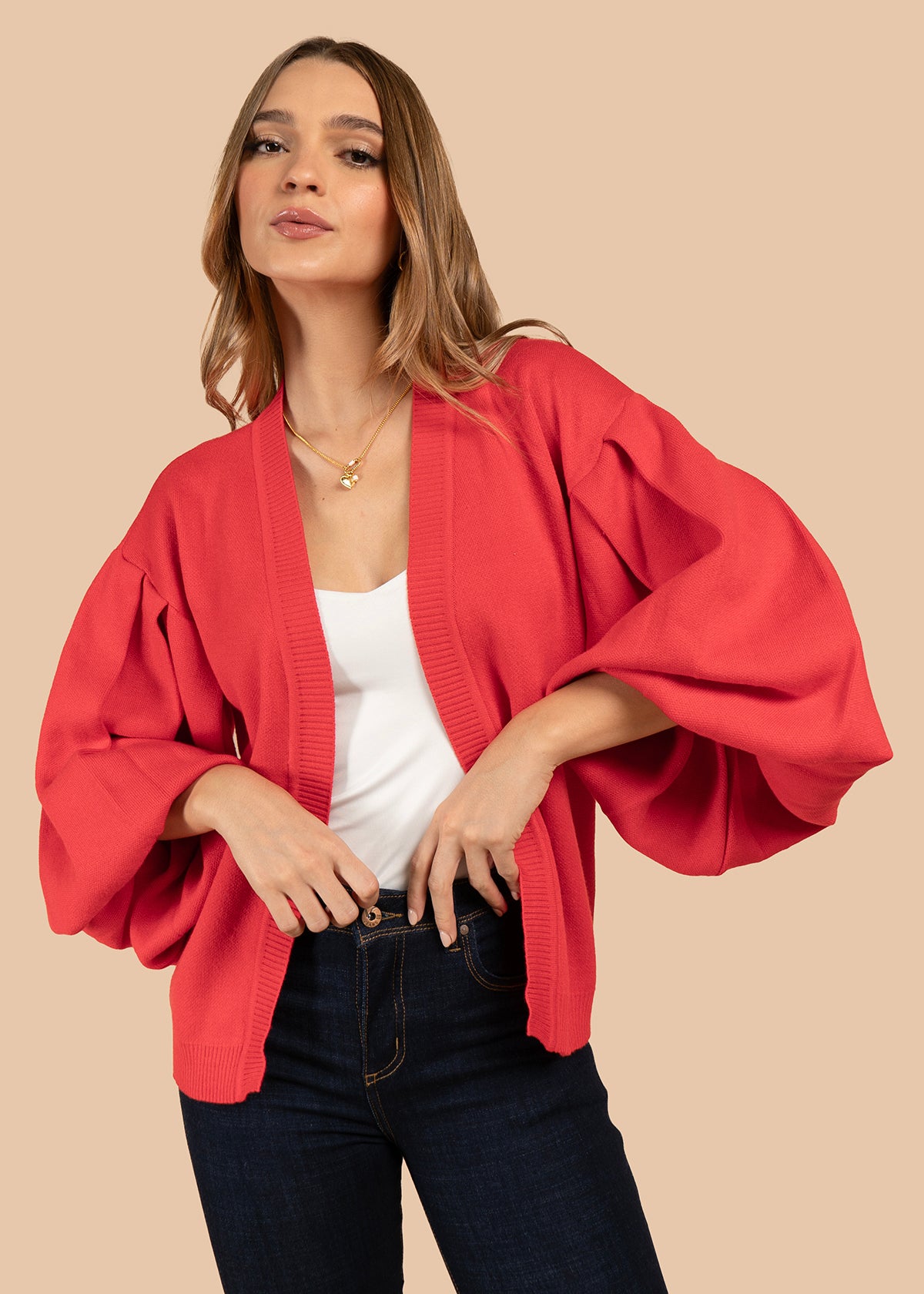Saco color rojo con mangas globo 106066