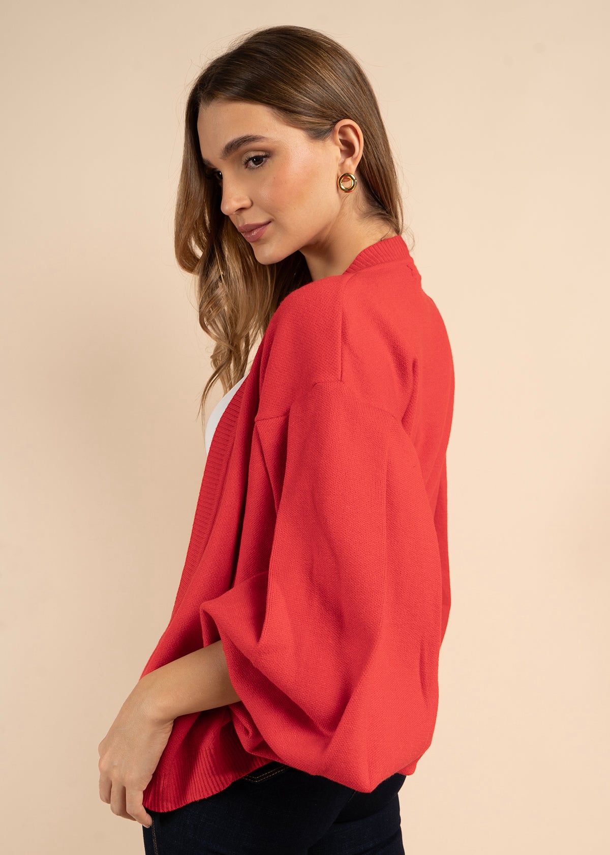 Saco color rojo con mangas globo 106066