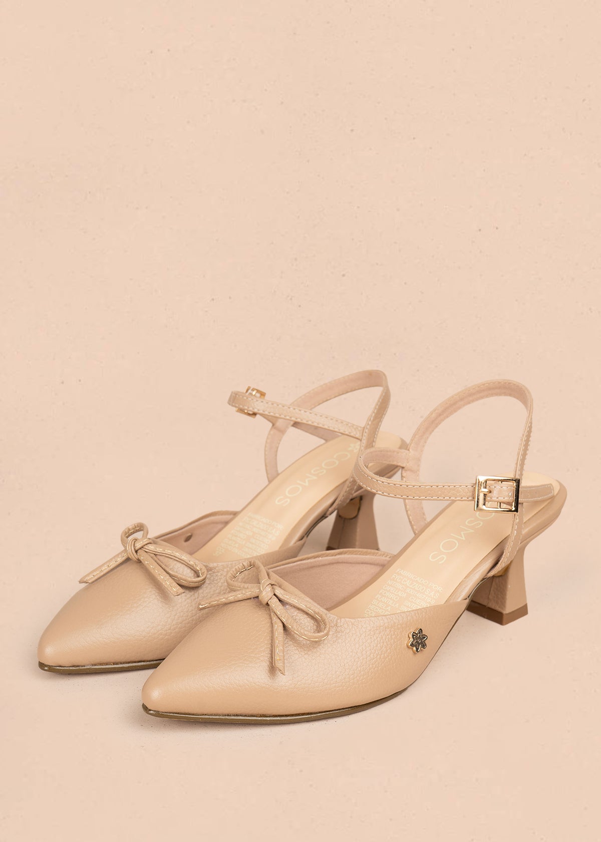 Tacones trabilla en cuero color camel con moño 106087