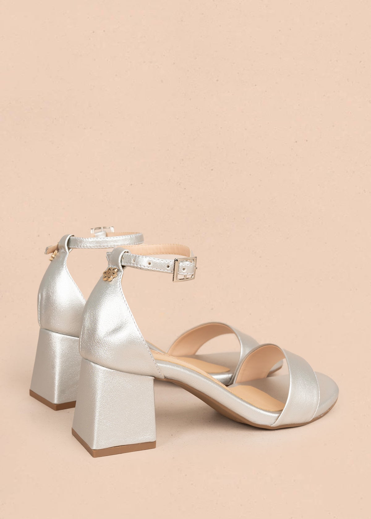 Sandalias de fiesta color plata 106092