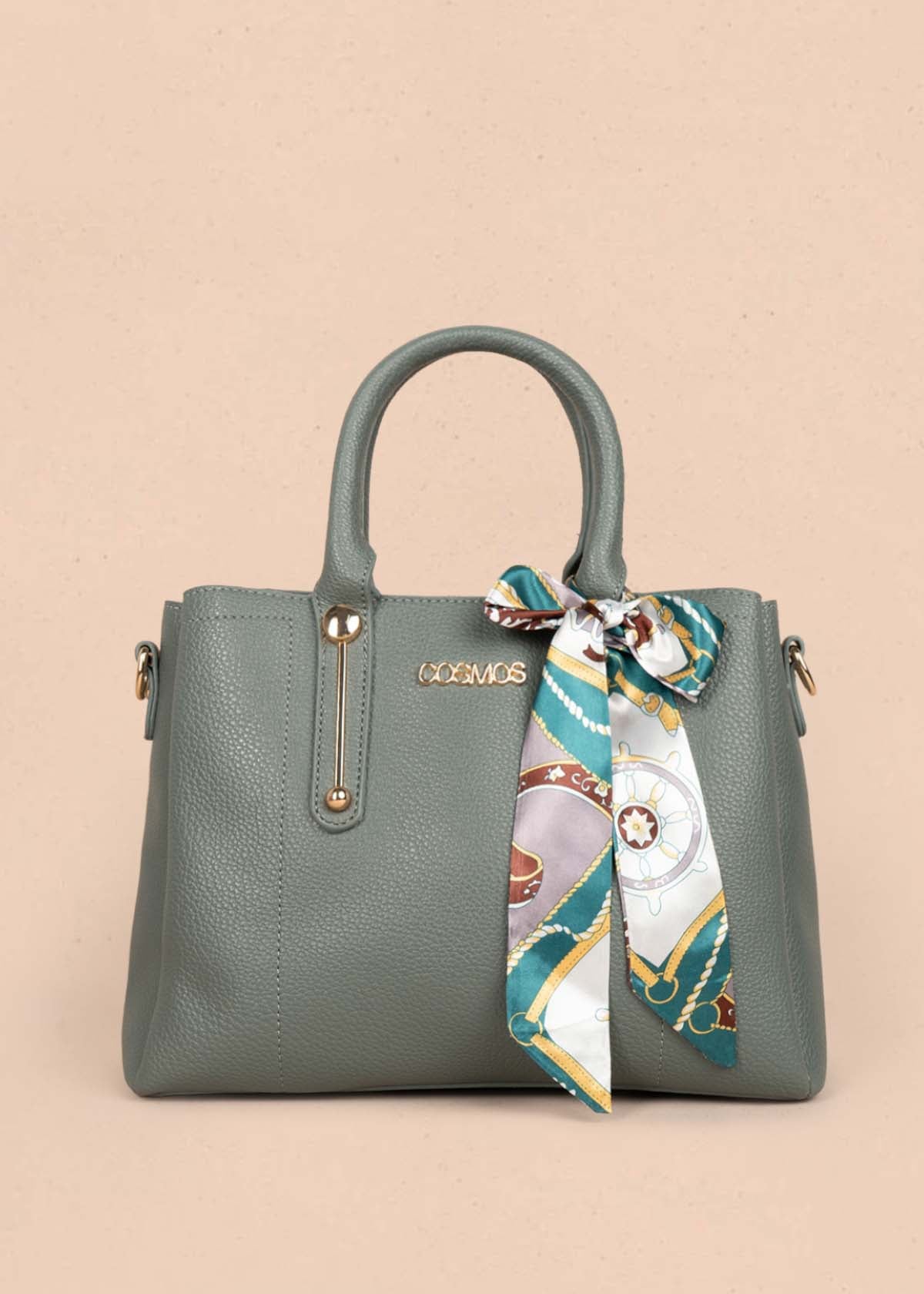 Bolso tipo cartera color verde con pañuelo y herraje tipo barra 106286