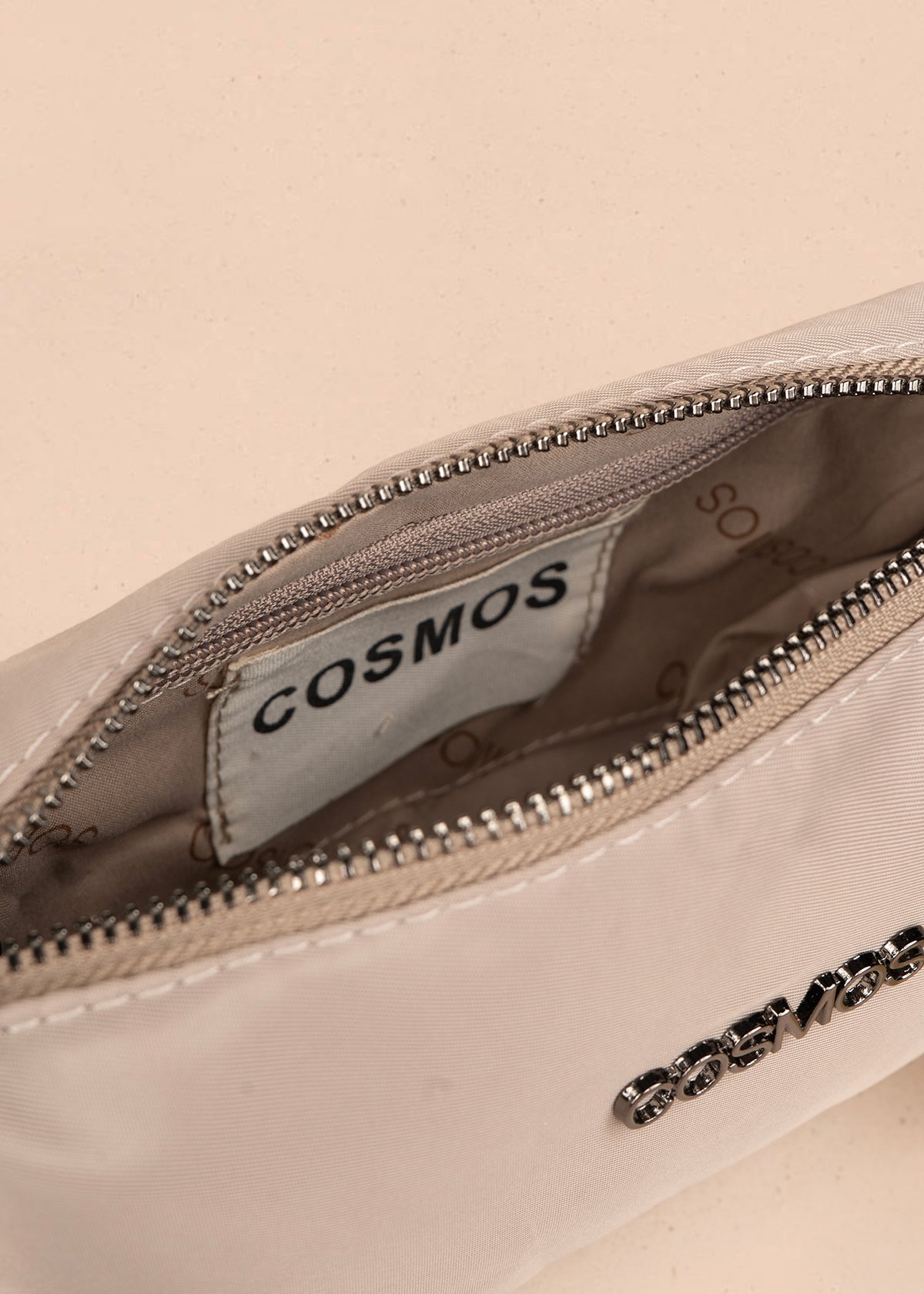 Cosmetiquera color beige en textil 106295