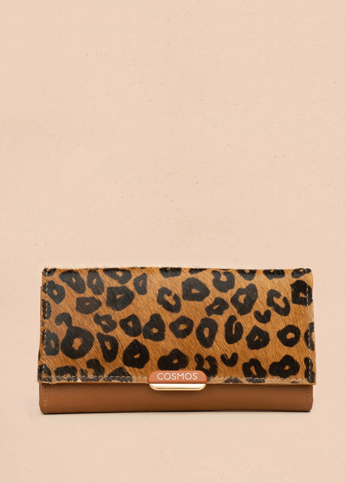 Billetera grande de cuero color tabaco con solapa animal print 106319