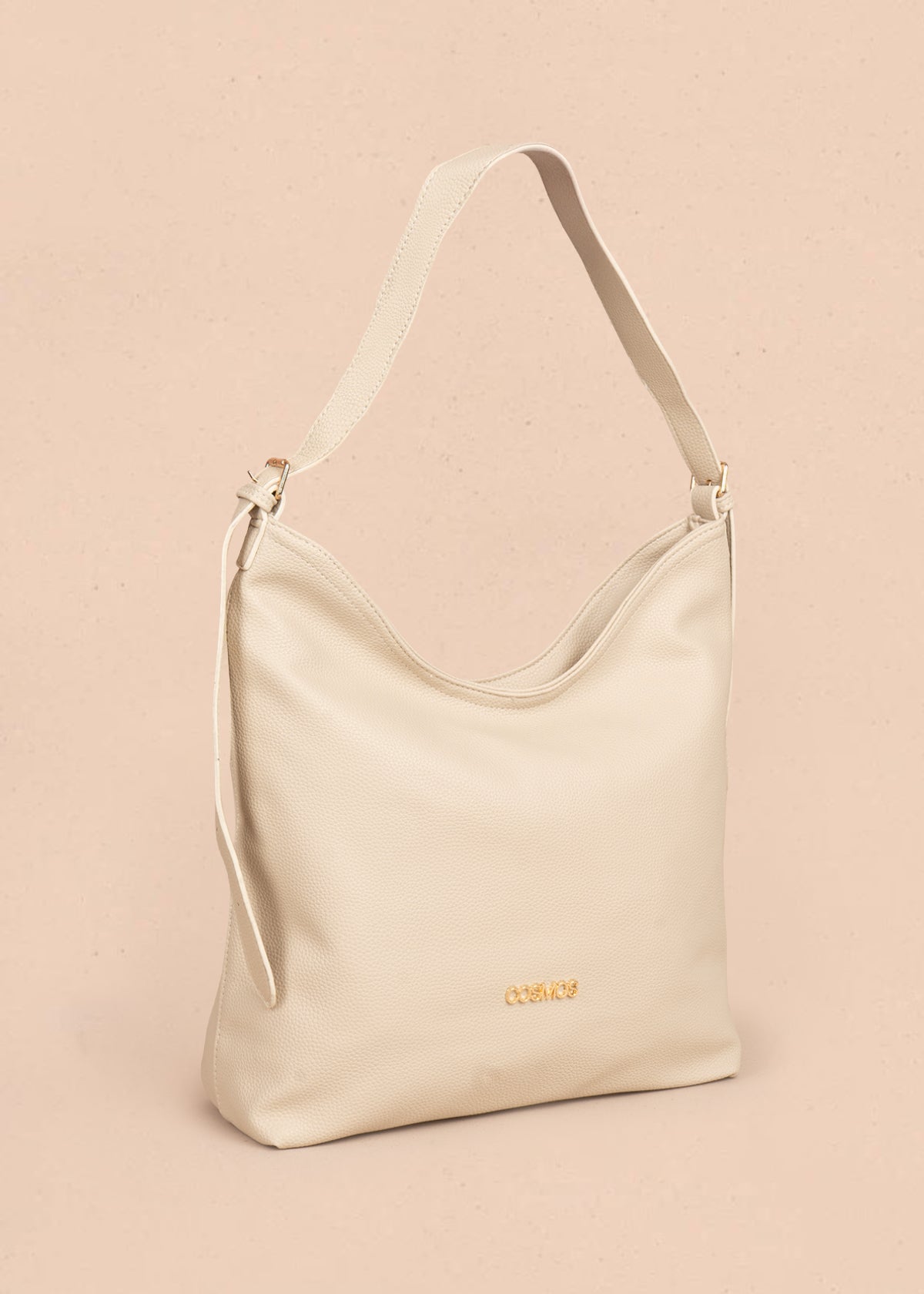 Bolso tipo shopping color beige texturizado y silueta hobo 106335