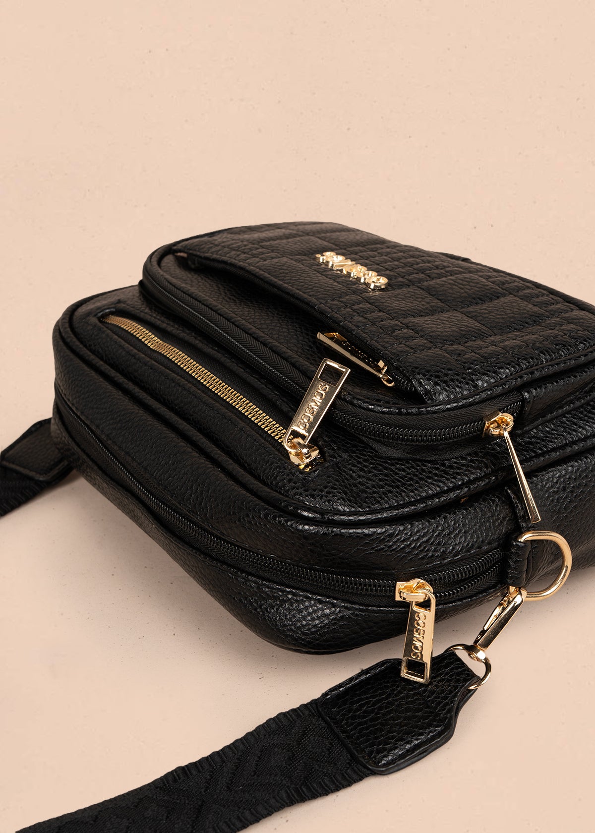 Bolso manos libres color negro con doble cremallera dorada 106336