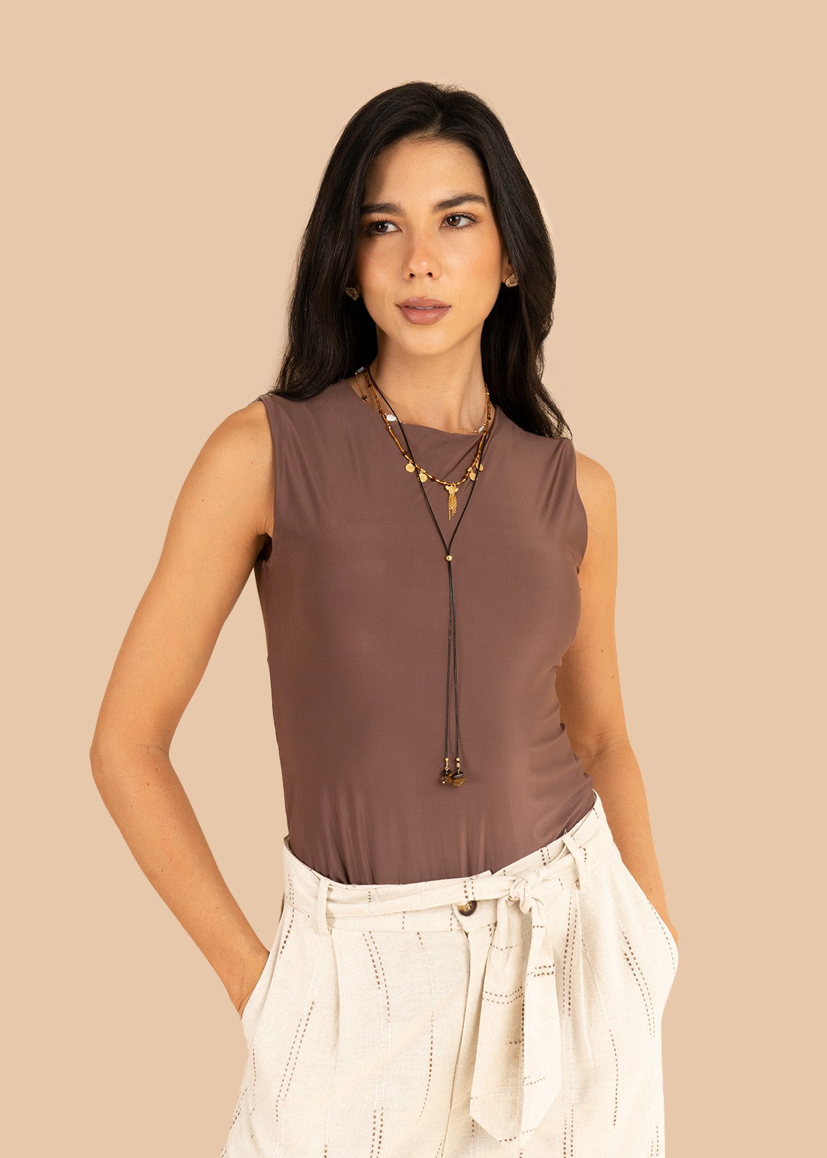Body color chocolate fondo entero 106378