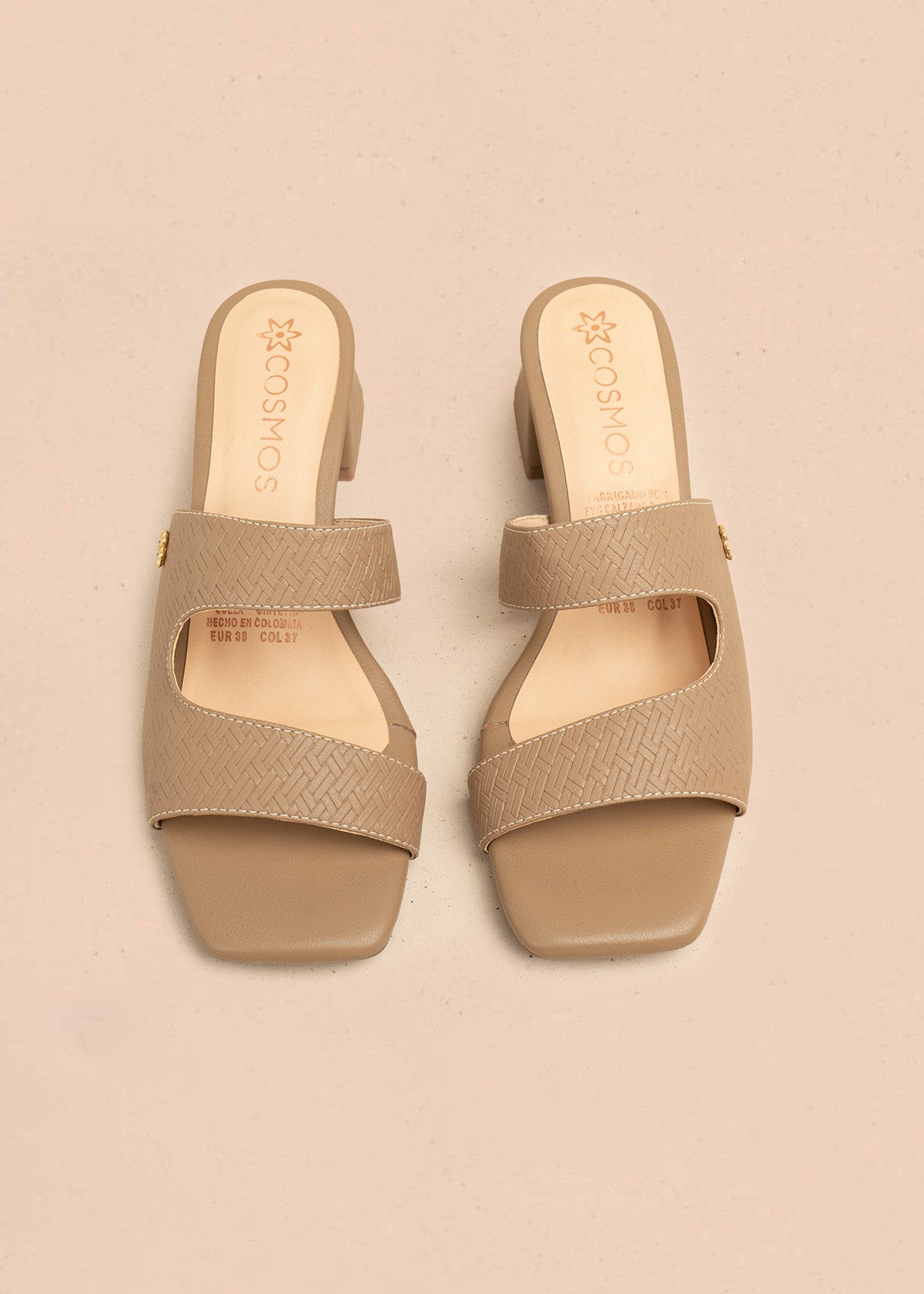 Sandalias color taupe con textura trenzada 106528