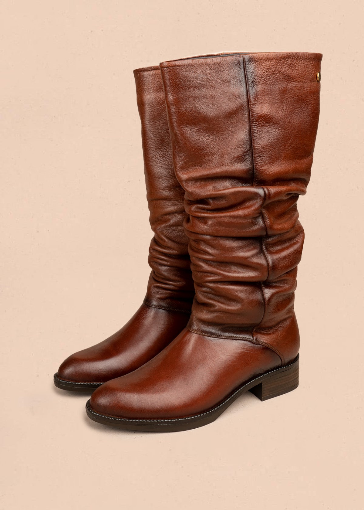 Bota en cuero color miel 106603