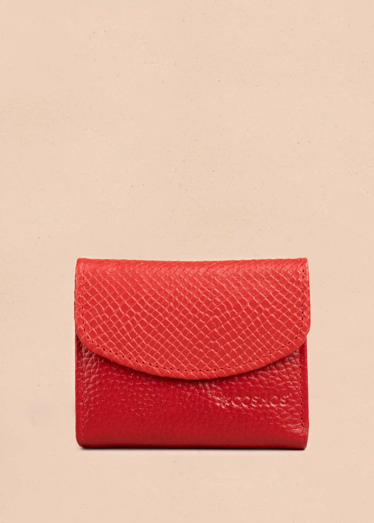 Billetera pequeña en cuero rojo con solapa curva 106638
