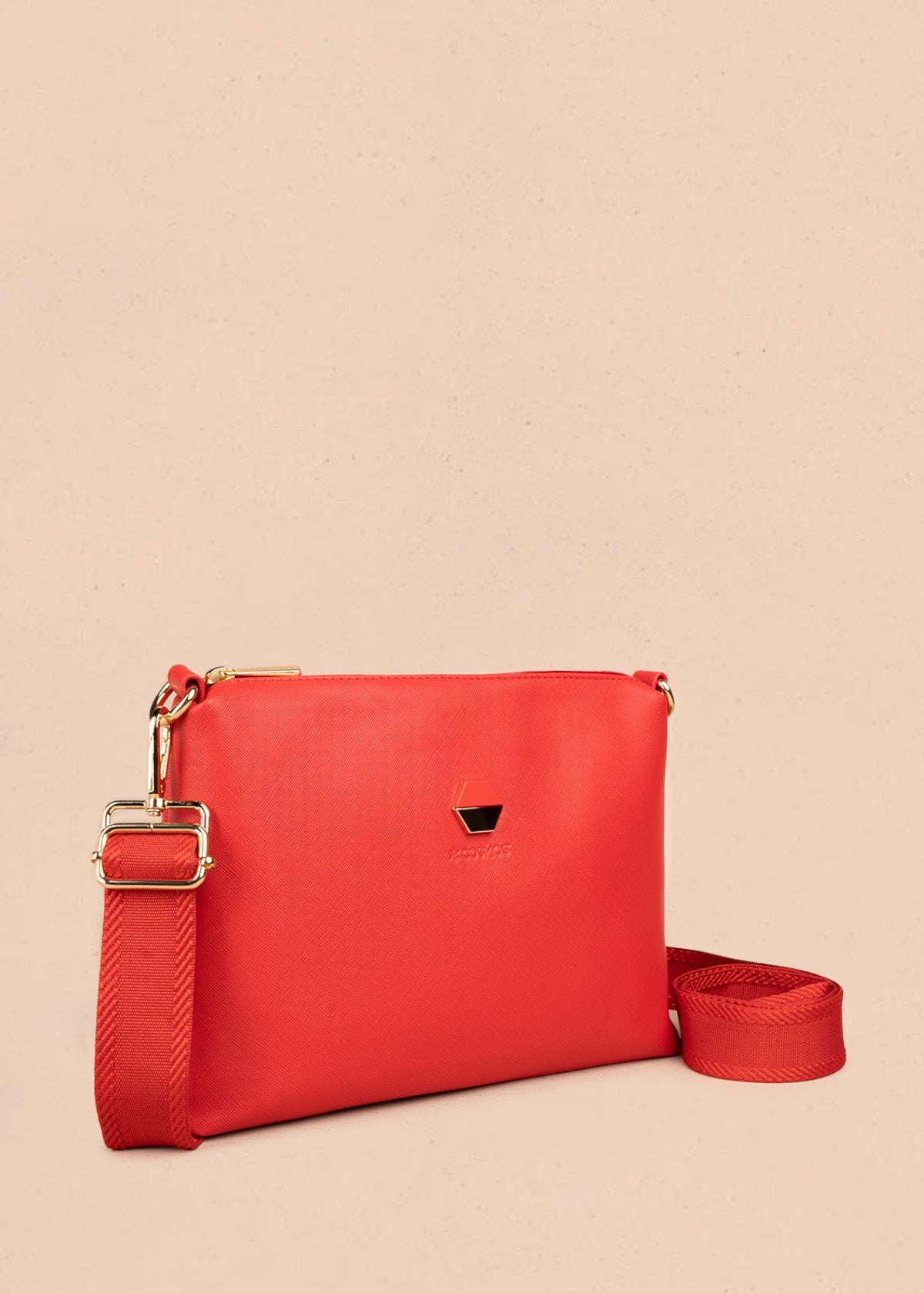 Bolso manos libres color rojo 106646