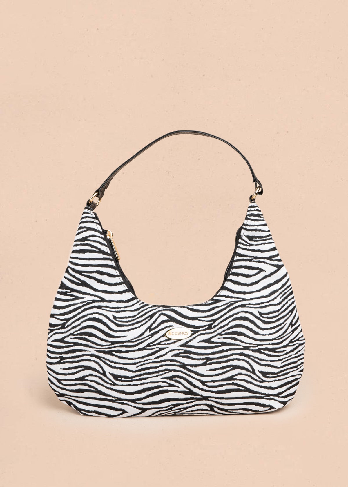 Bolso hobo de tela color negro con estampado cebra 106649