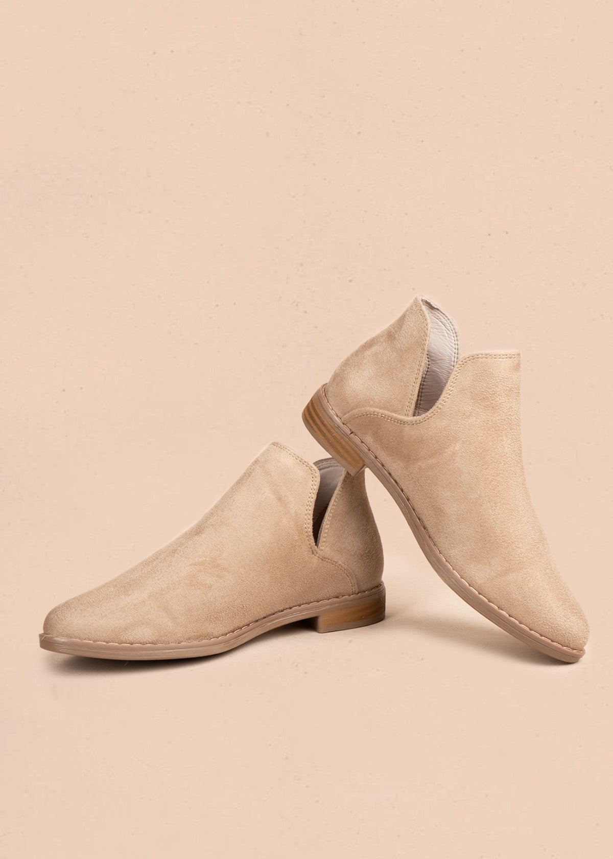 Botines color arena de gamuza sintética 106663