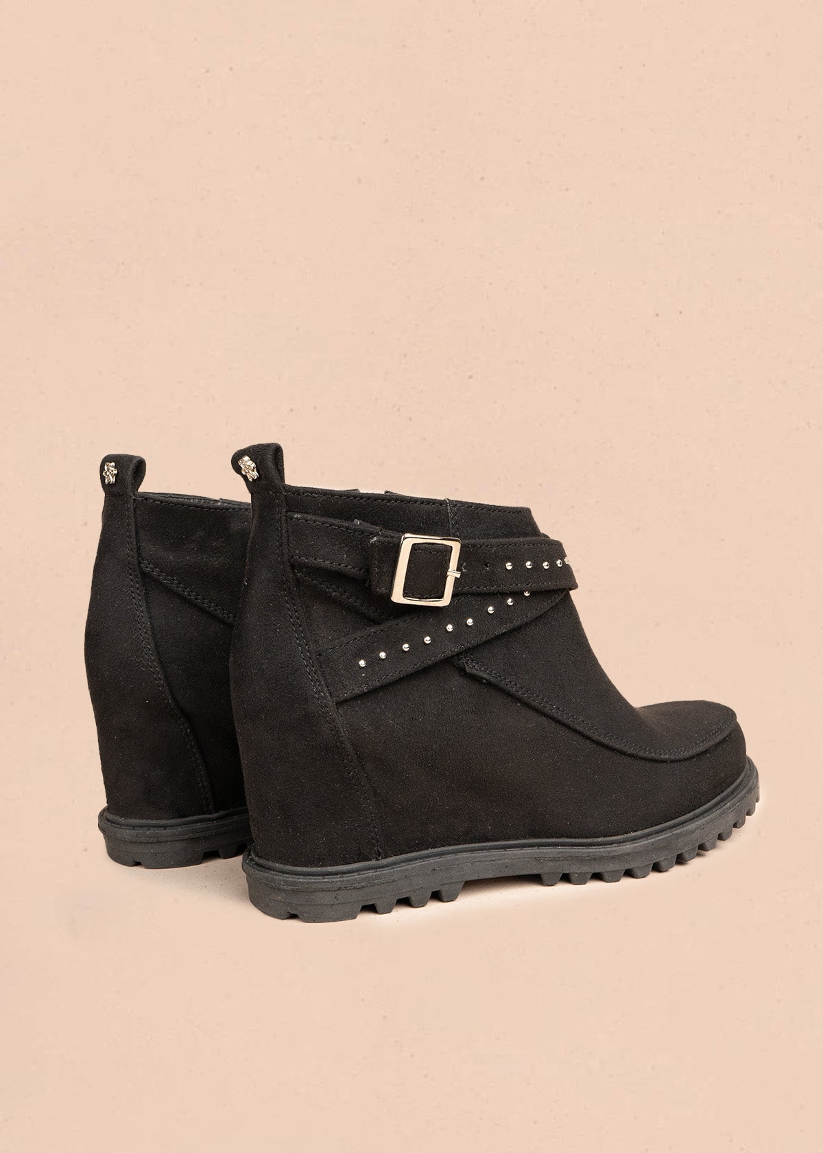 Botines color negro 106665