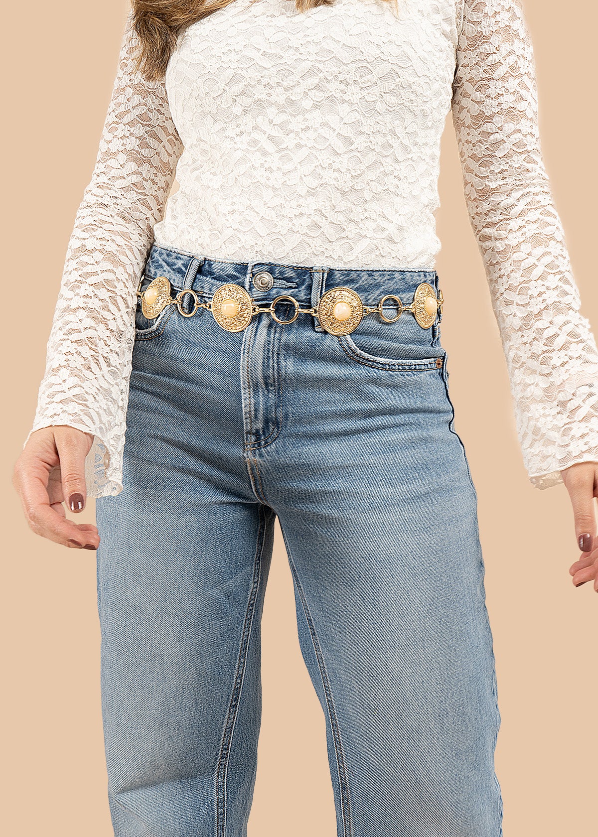 Cinturón tipo cadena con detalles de piedras color beige 106672