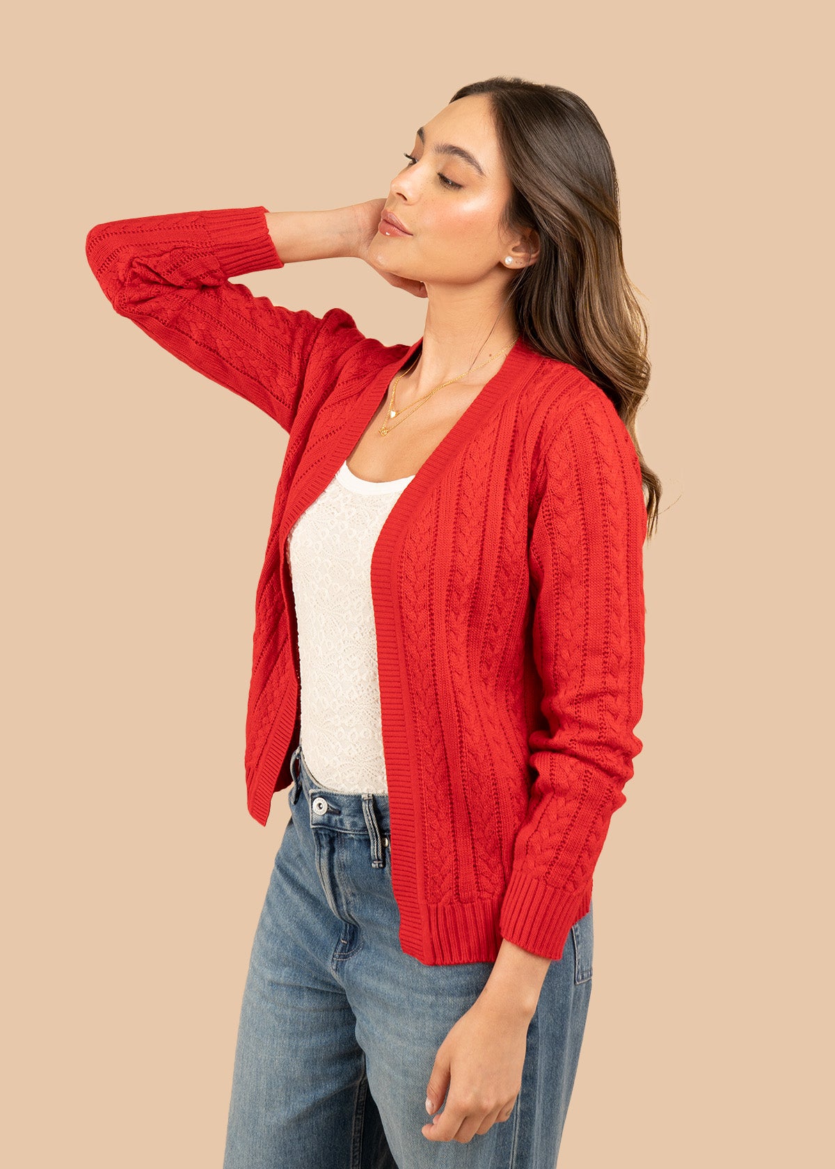 Saco tejido color rojo con diseño trenzado 106752