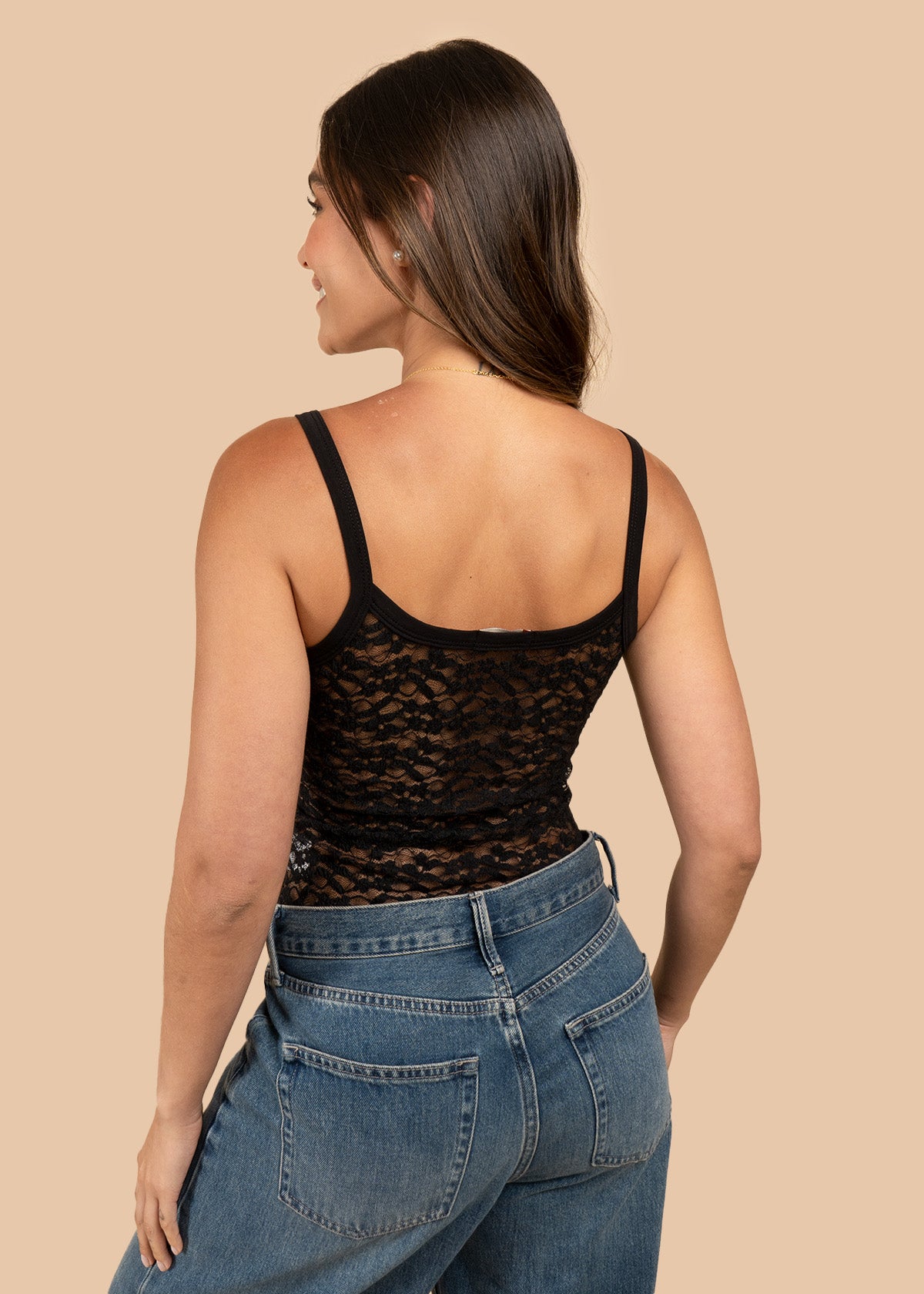 Blusa de encaje color negro con tirantes 106764