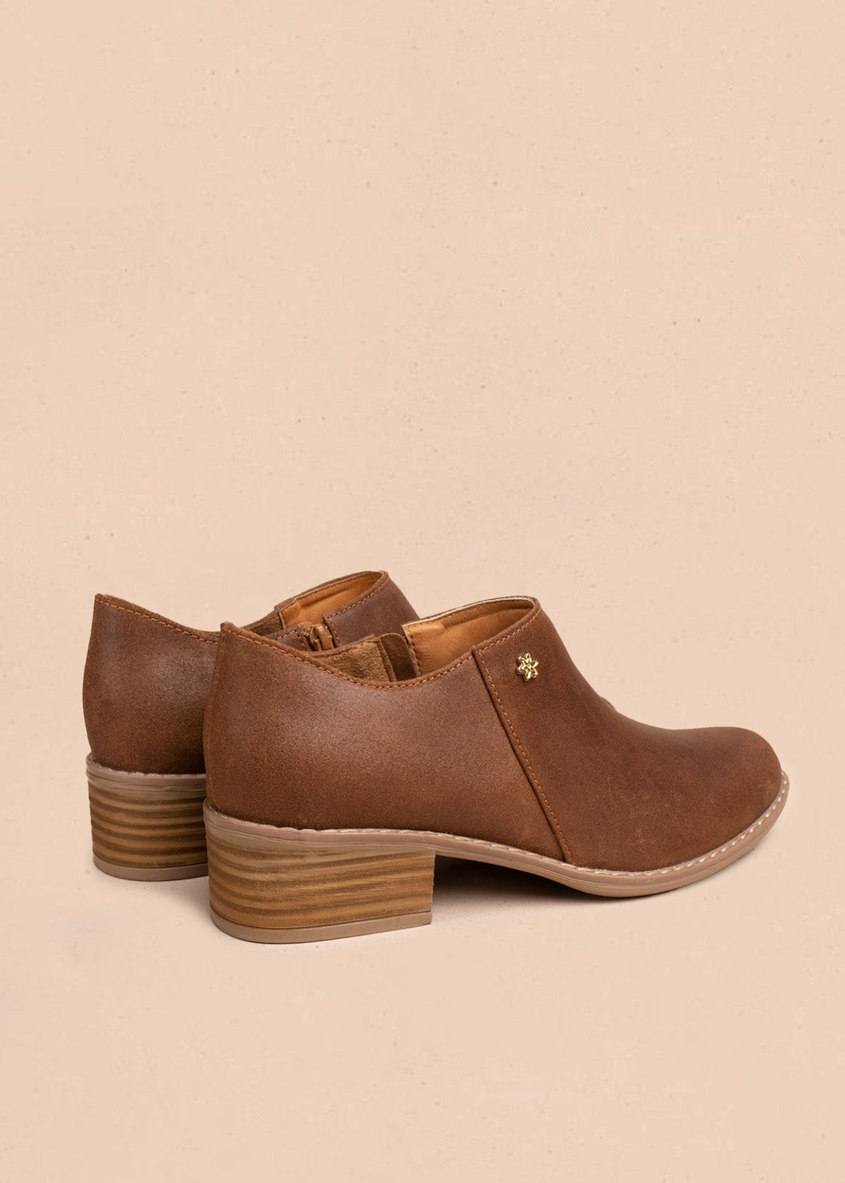 Botines de cuero color miel con cierre lateral 106767