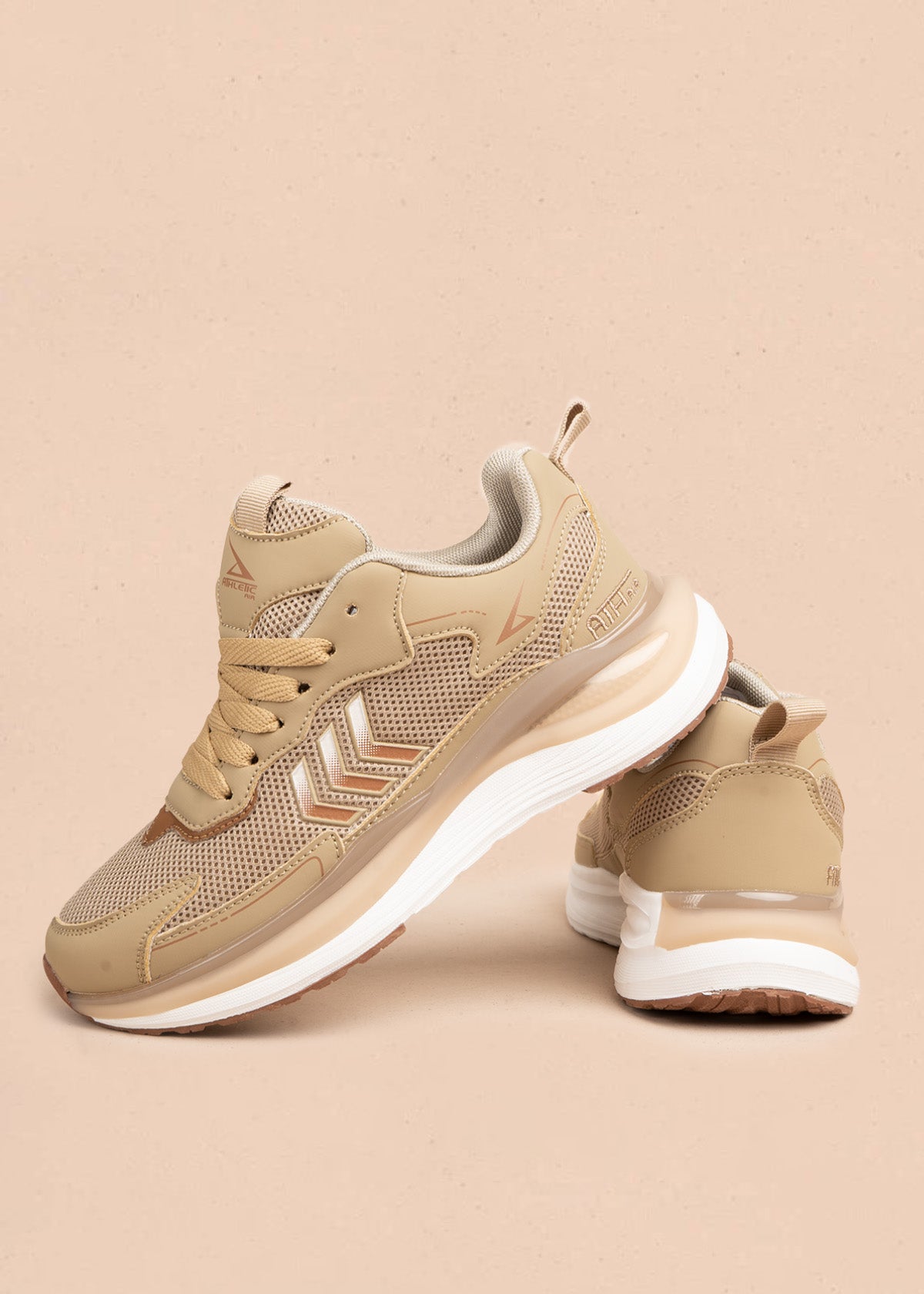 Tenis deportivos camel con suela cámara de aire 106773
