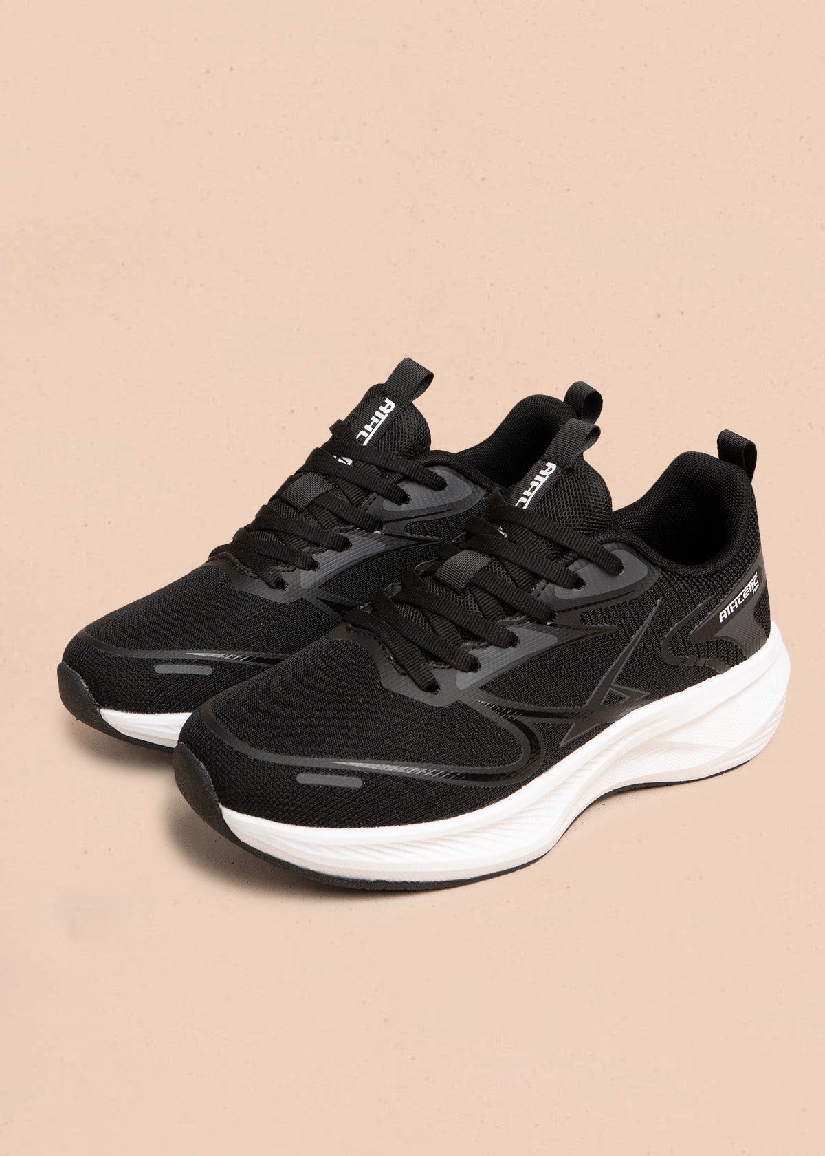 Tenis deportivos negro y blanco running con suela gruesa 106774