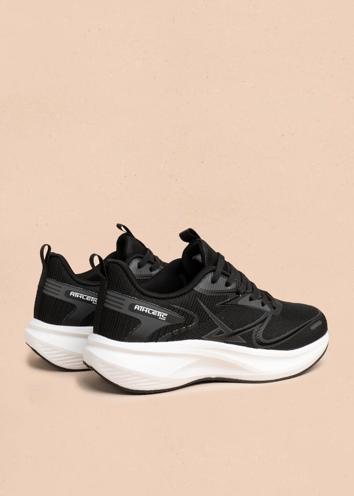Tenis deportivos negro y blanco running con suela gruesa 106774