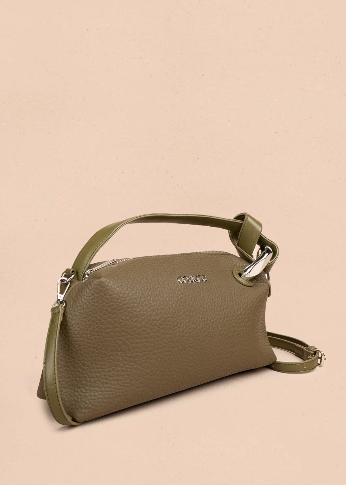 Bolso manos libres color verde con texturizado 106788