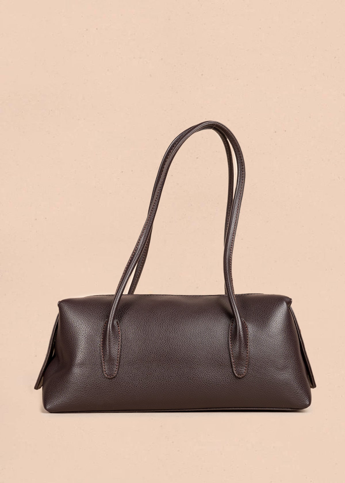 Bolso tipo cartera color miel silueta tubular 106792