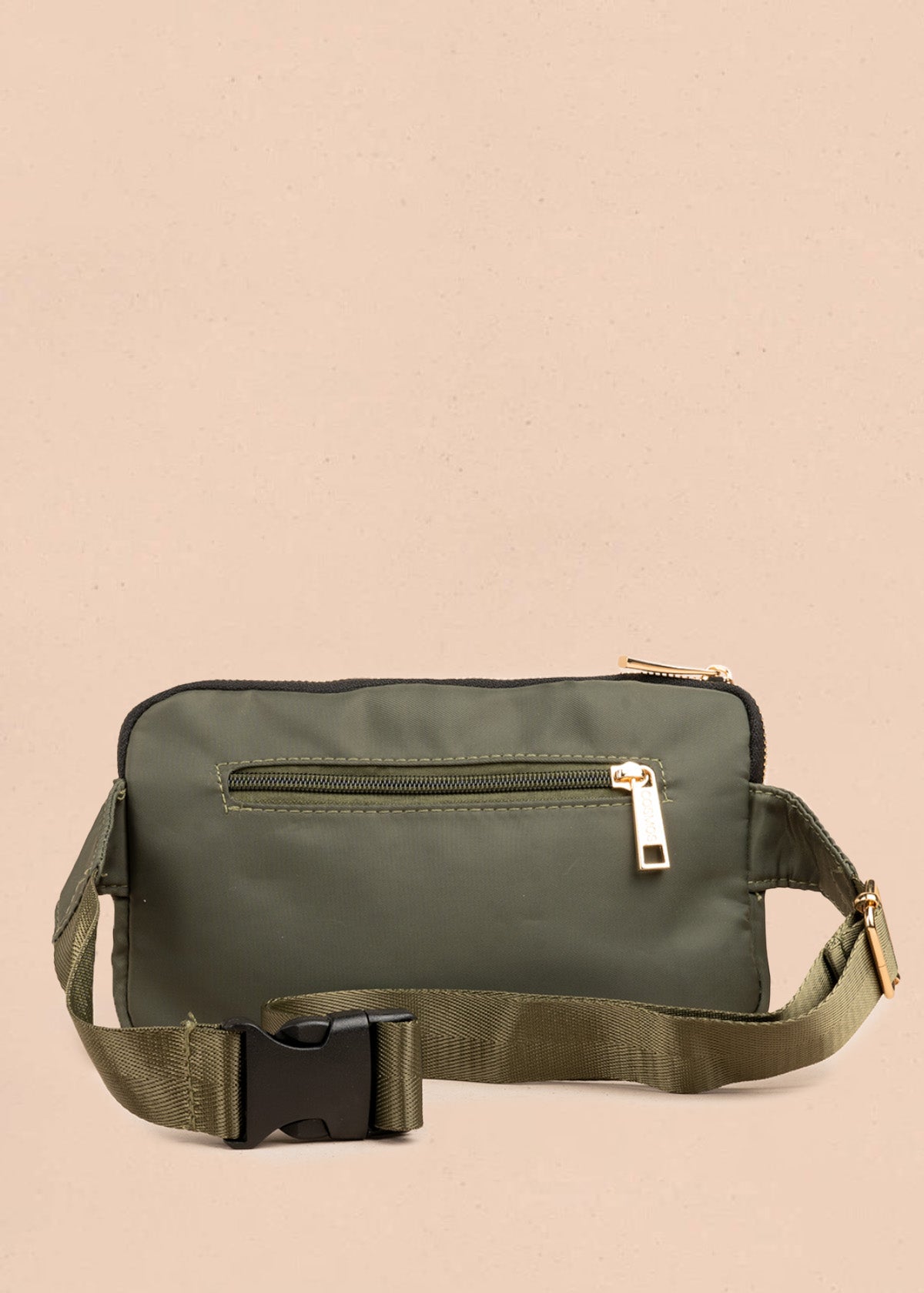 Riñonera color verde con bolsillo frontal 106803