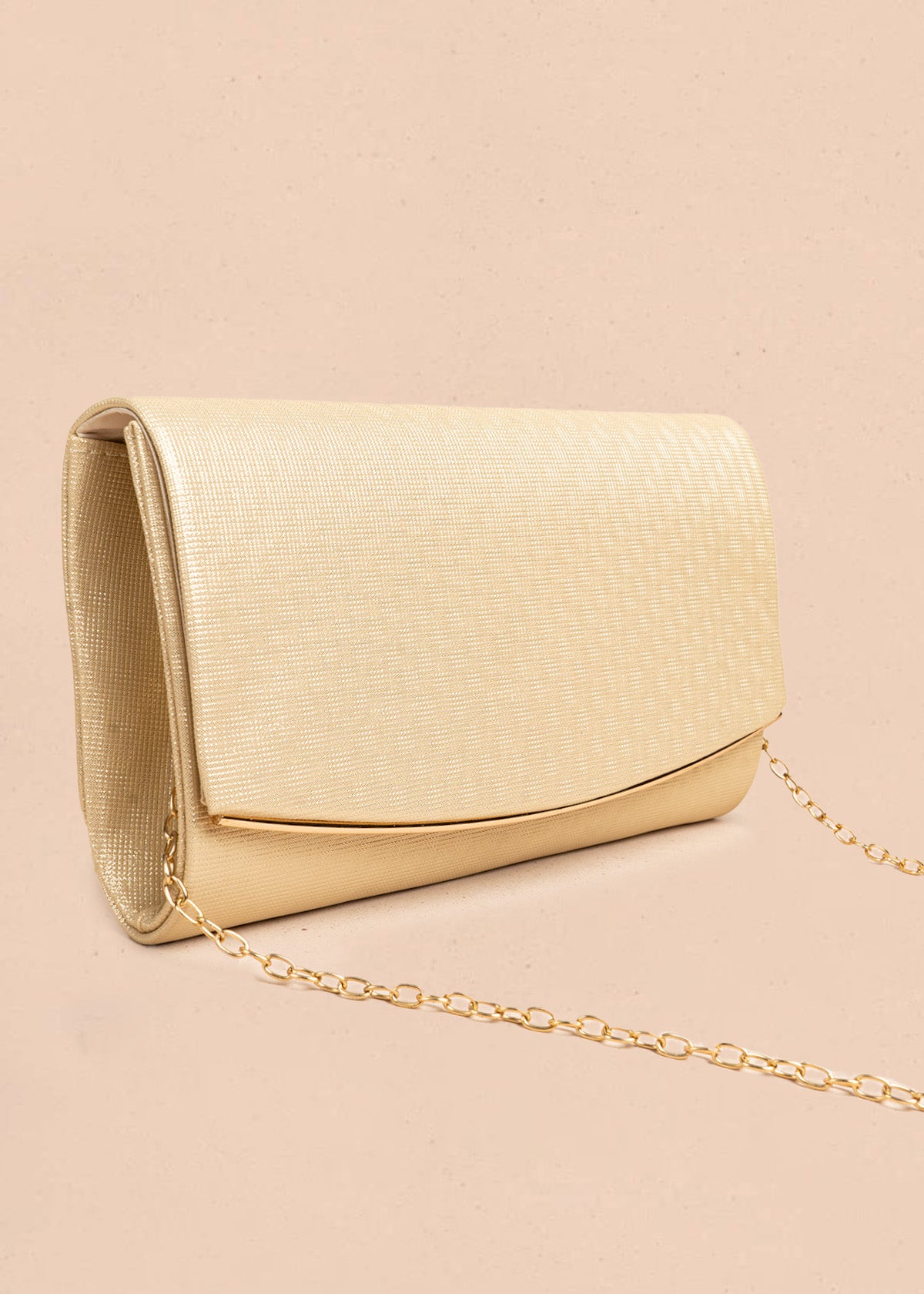 Bolso de fiesta color dorado con detalle dorado 106807