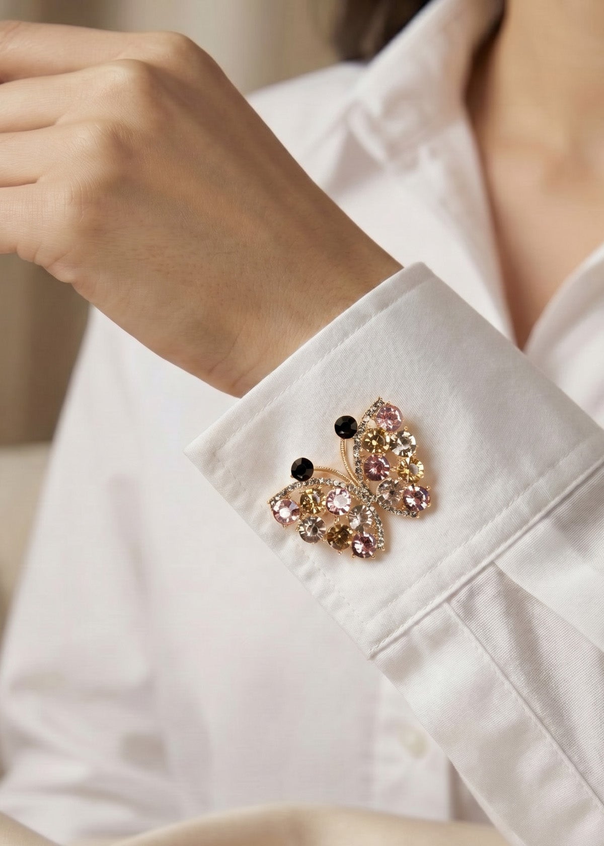 Prendedor de mariposa color rosa 106826