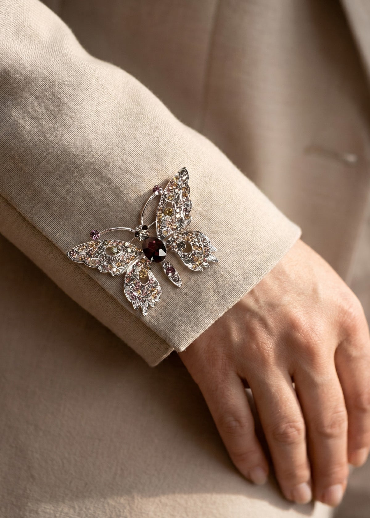 Prendedor de mariposa color único 106831