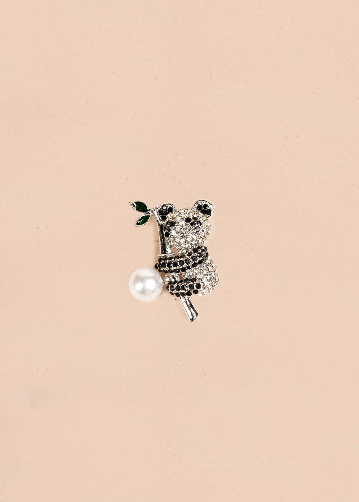 Prendedor de oso panda color único 106834