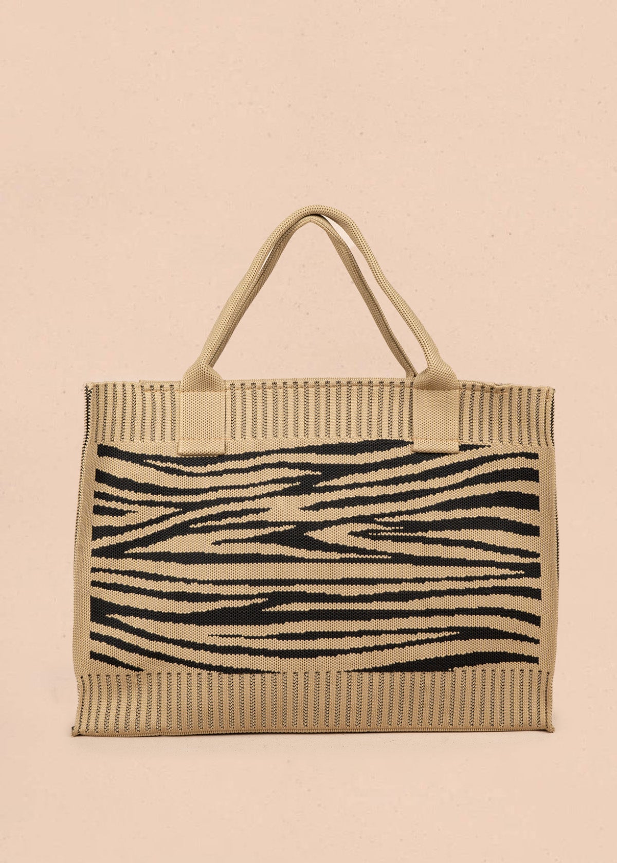 Bolso tote tejido color Beige con estampado tigre 106916