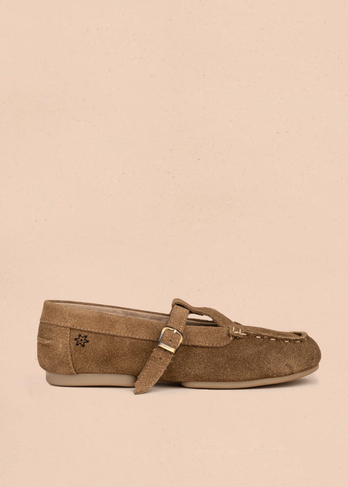 Mocasines en cuero color miel en gamuza con tira en T 106952
