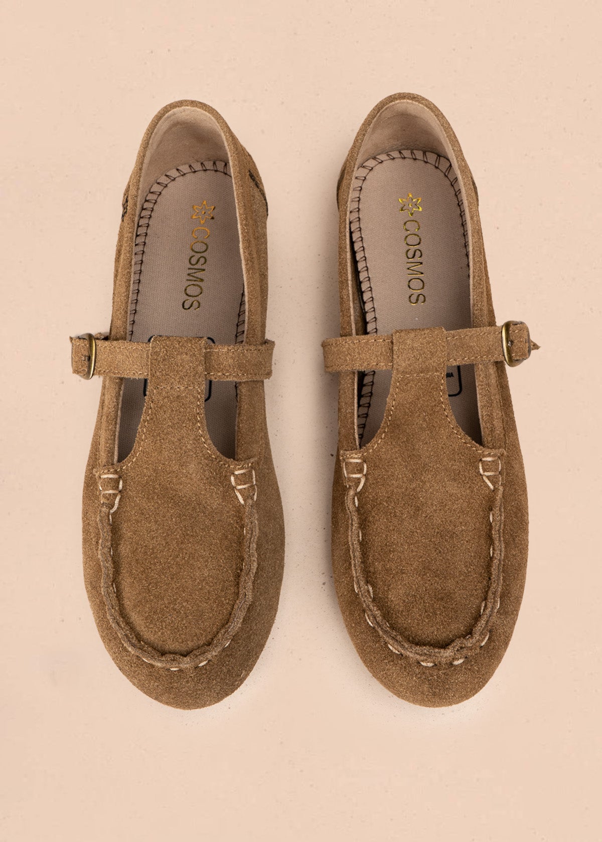 Mocasines en cuero color miel en gamuza con tira en T 106952