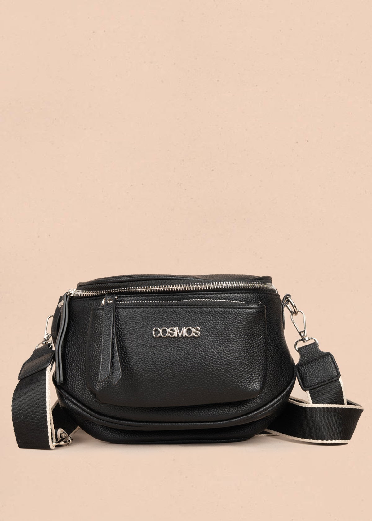 Riñonera color negro con bolsillo frontal marca cosmos 106966